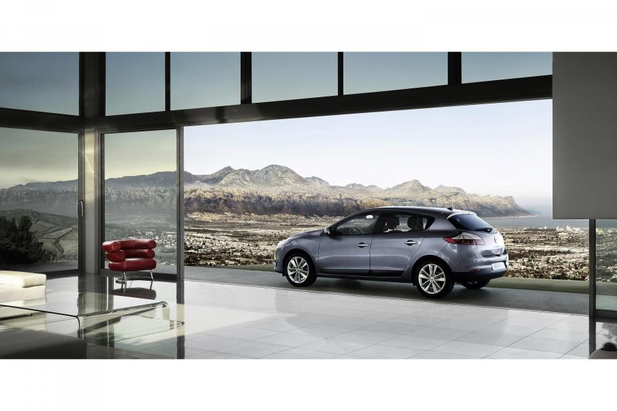  Renault Megane 2008 года  (фото 102 из 146)